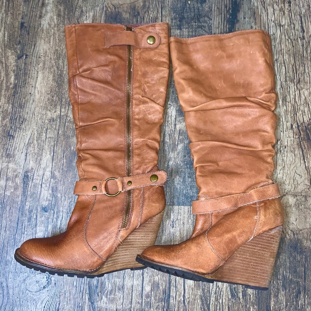 Genuine leather tan heel boots